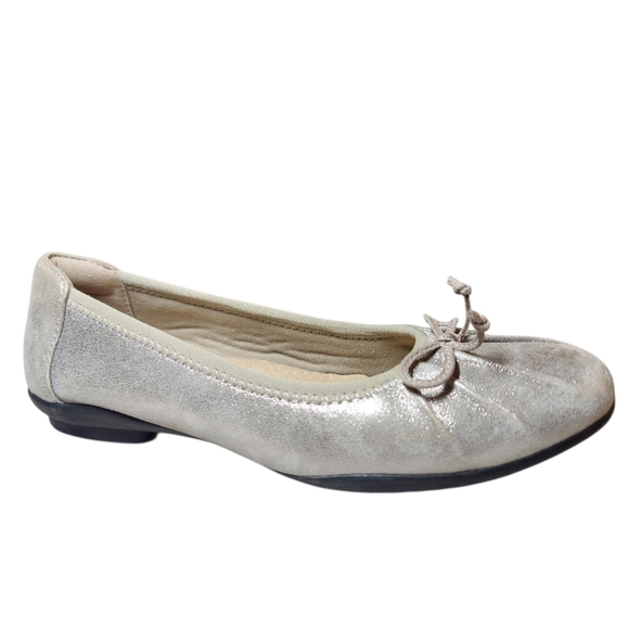 Clarks Collection Suede Leather Ballet Flats Sara Aster Metallic Gold Silver 5.5 - Picture 1 of 15
